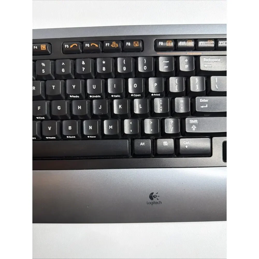 Logitech excellent pre
